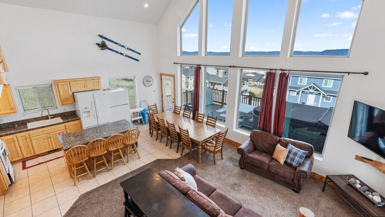 Photo of Livingroom in Harbor Village