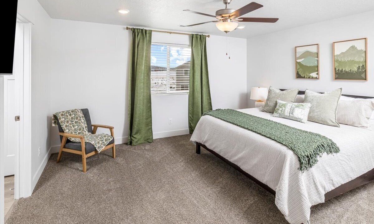 Photo of Bedroom in Sweetwater