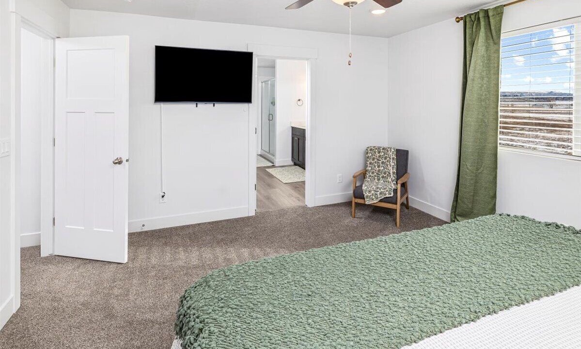 Photo of Bedroom in Sweetwater