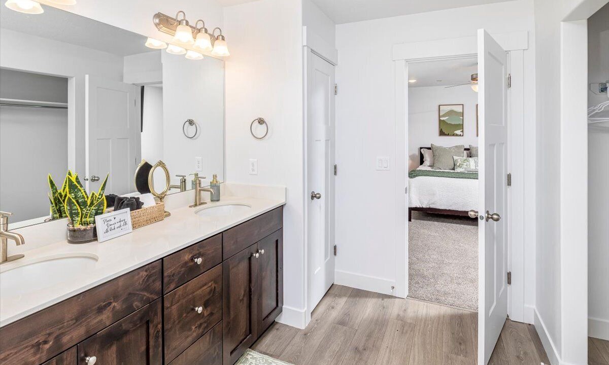 Photo of Bathroom in Sweetwater
