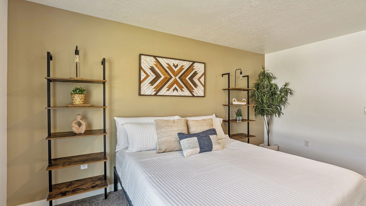 Photo of Bedroom in Layton
