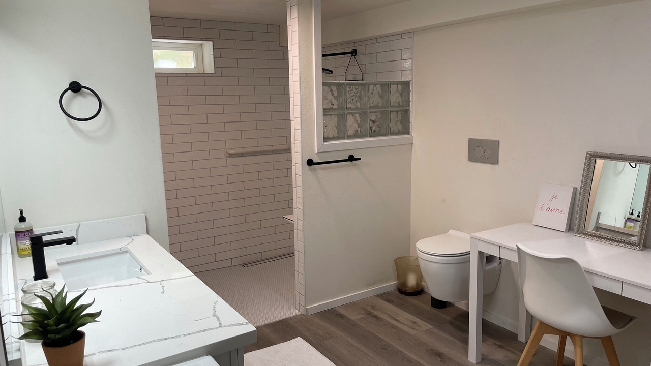 Photo of Bathroom in Picnic Point-North Lynnwood