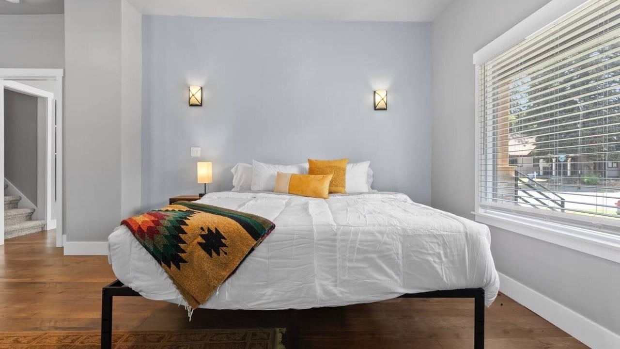 Photo of Bedroom in South Perry District