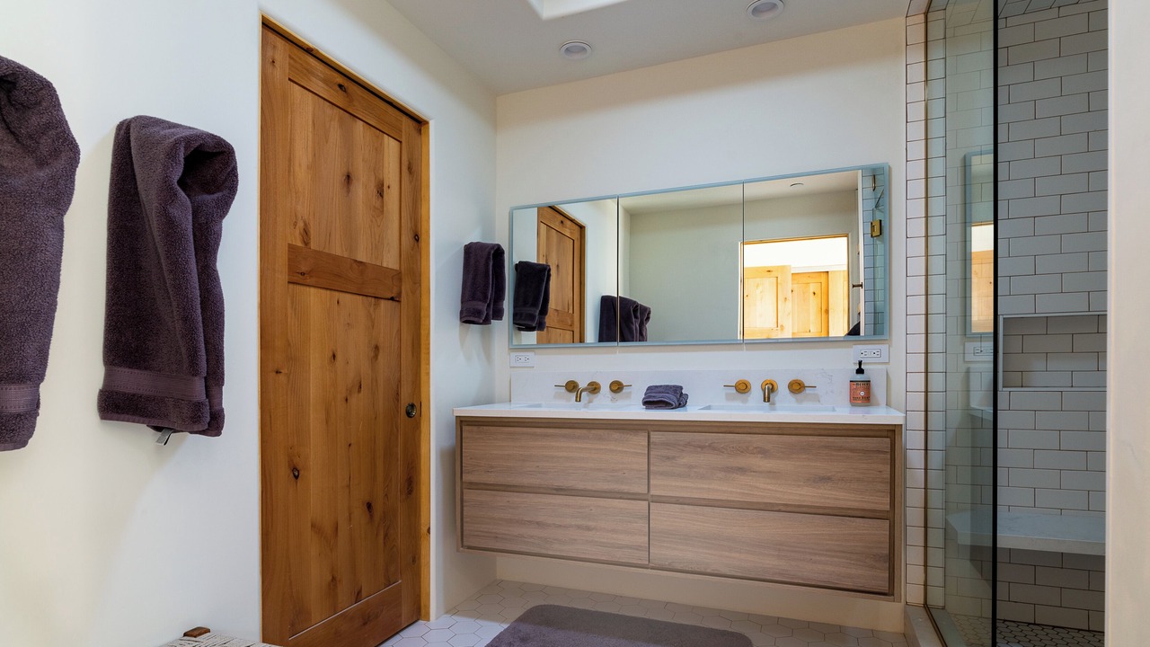 Photo of Bathroom in Warm Springs