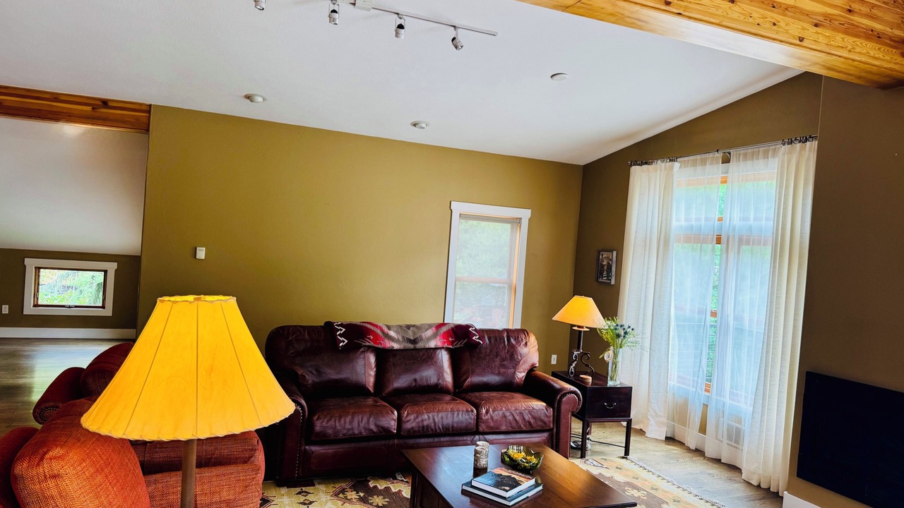 Photo of Livingroom in Jackson