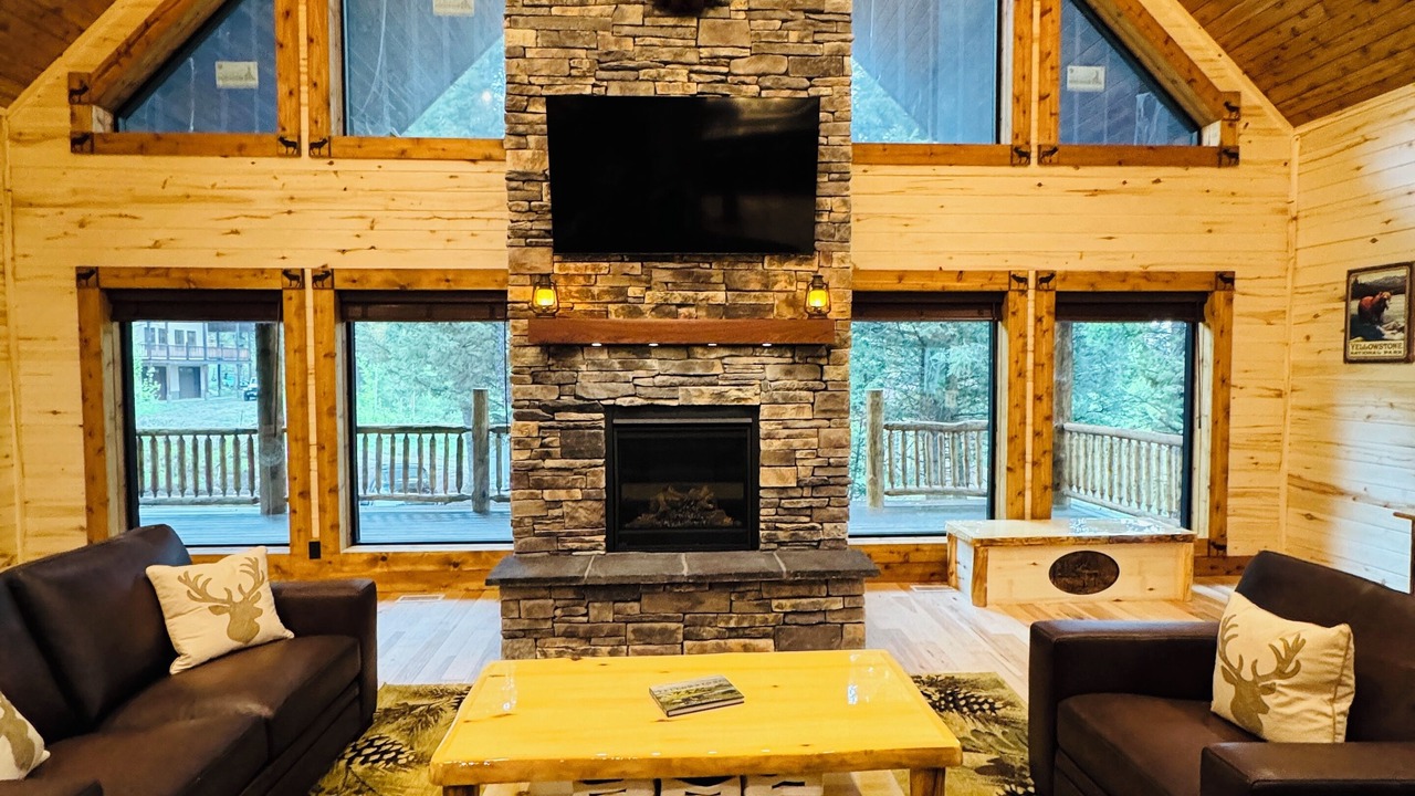Photo of Livingroom in Island Park