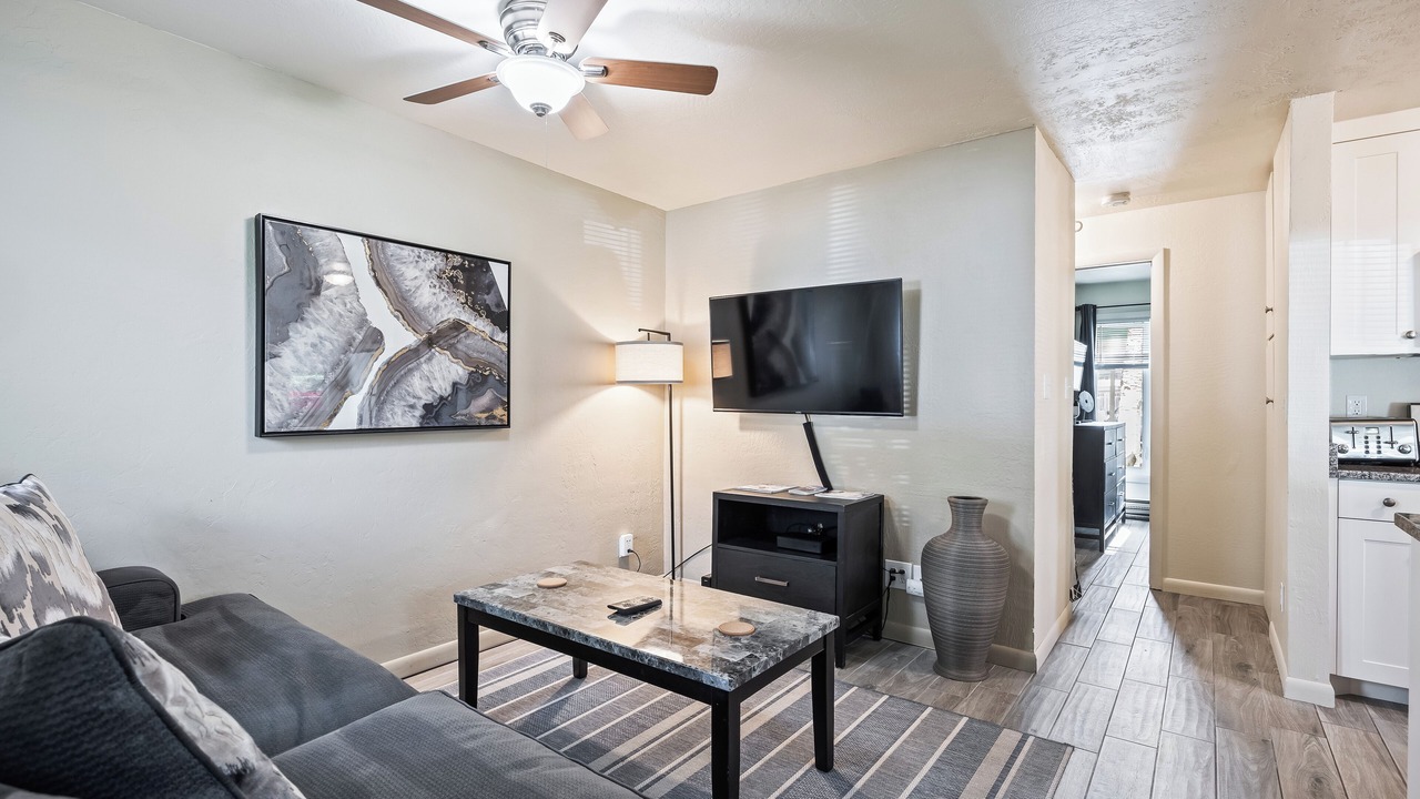 Photo of Livingroom in North Park City