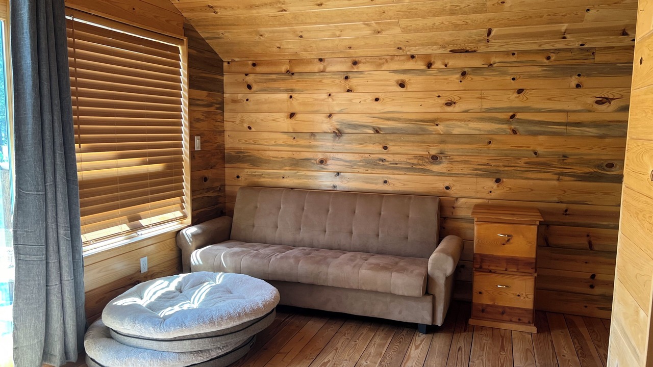 Photo of Livingroom in Garden Valley