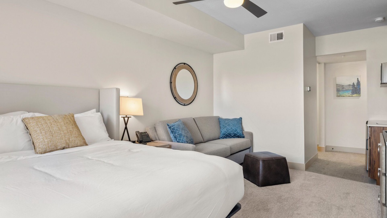 Photo of Bedroom in Garden City