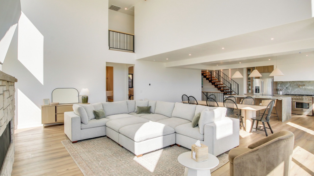 Photo of Livingroom in Garden City