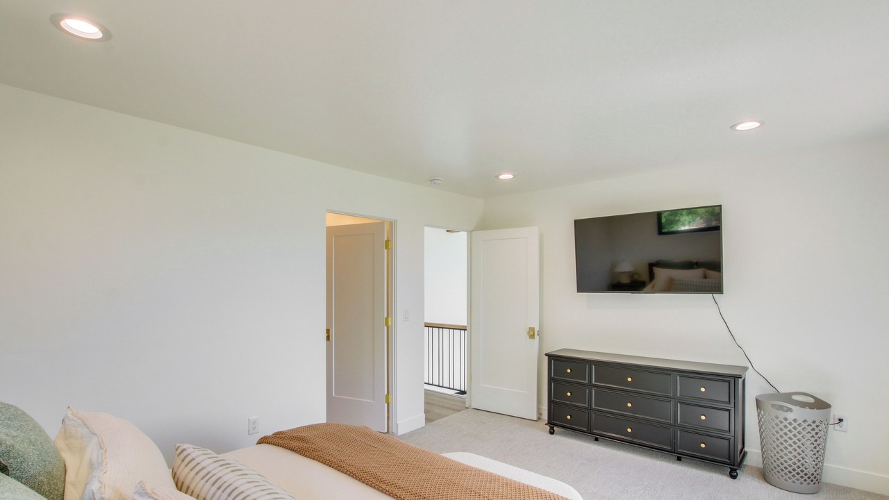 Photo of Bedroom in Garden City