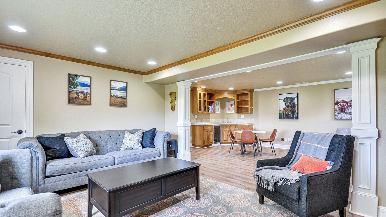 Photo of Livingroom in North Plains