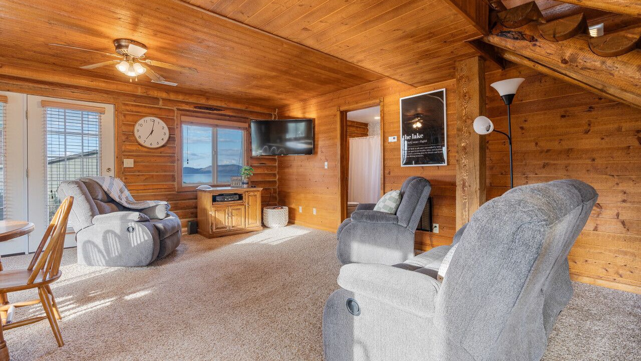 Photo of Livingroom in Sweetwater