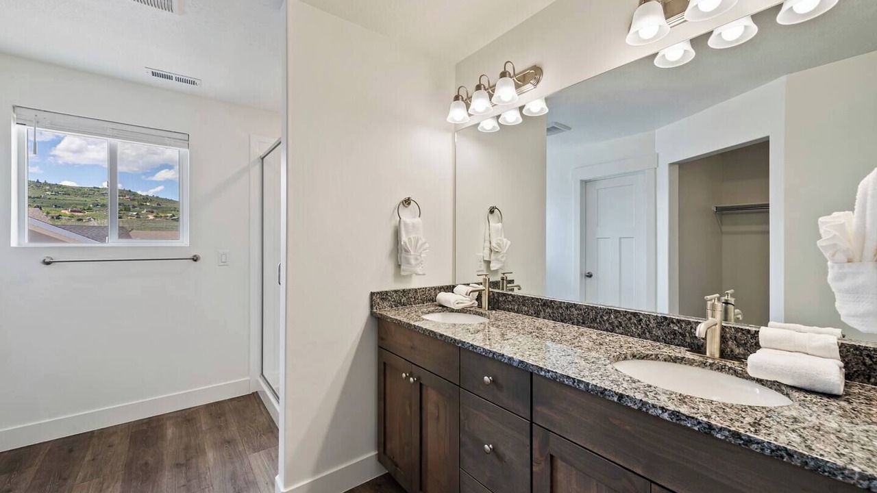 Photo of Bathroom in Sweetwater