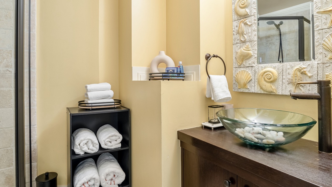 Photo of Bathroom in Viewpoint