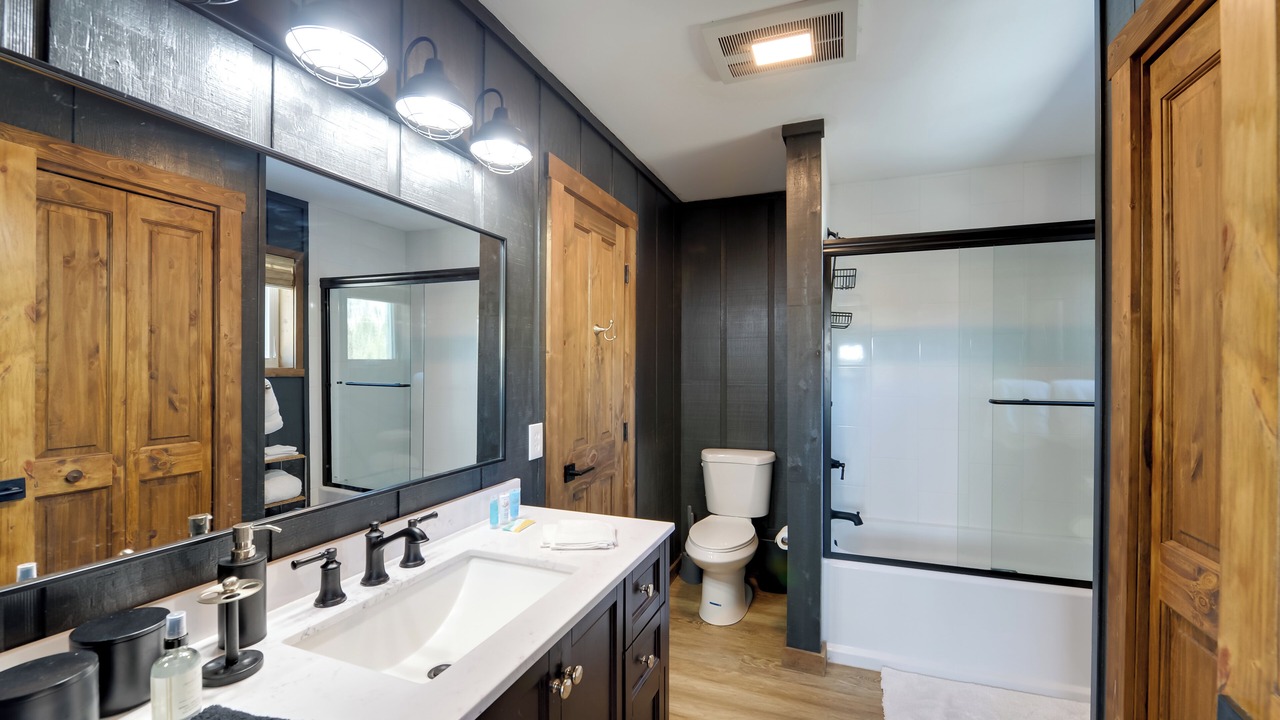 Photo of Bathroom in Game Creek