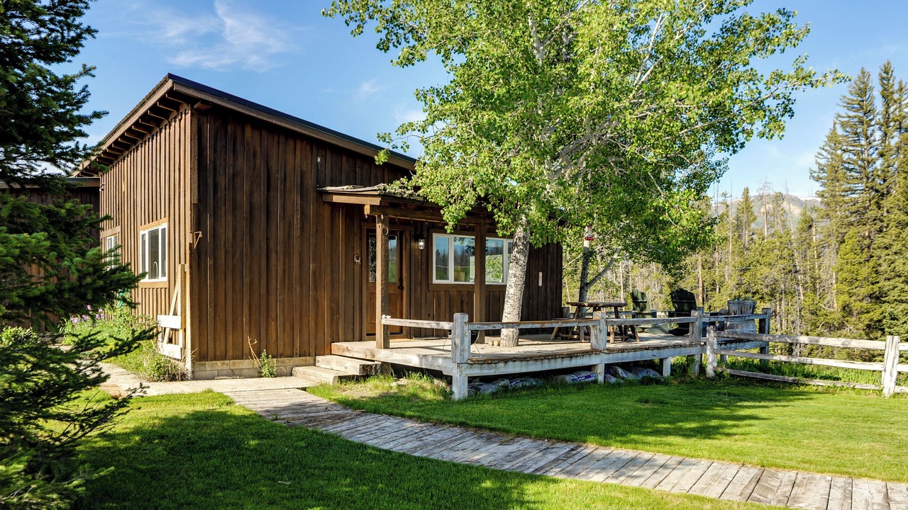 Photo of Outdoor in Game Creek