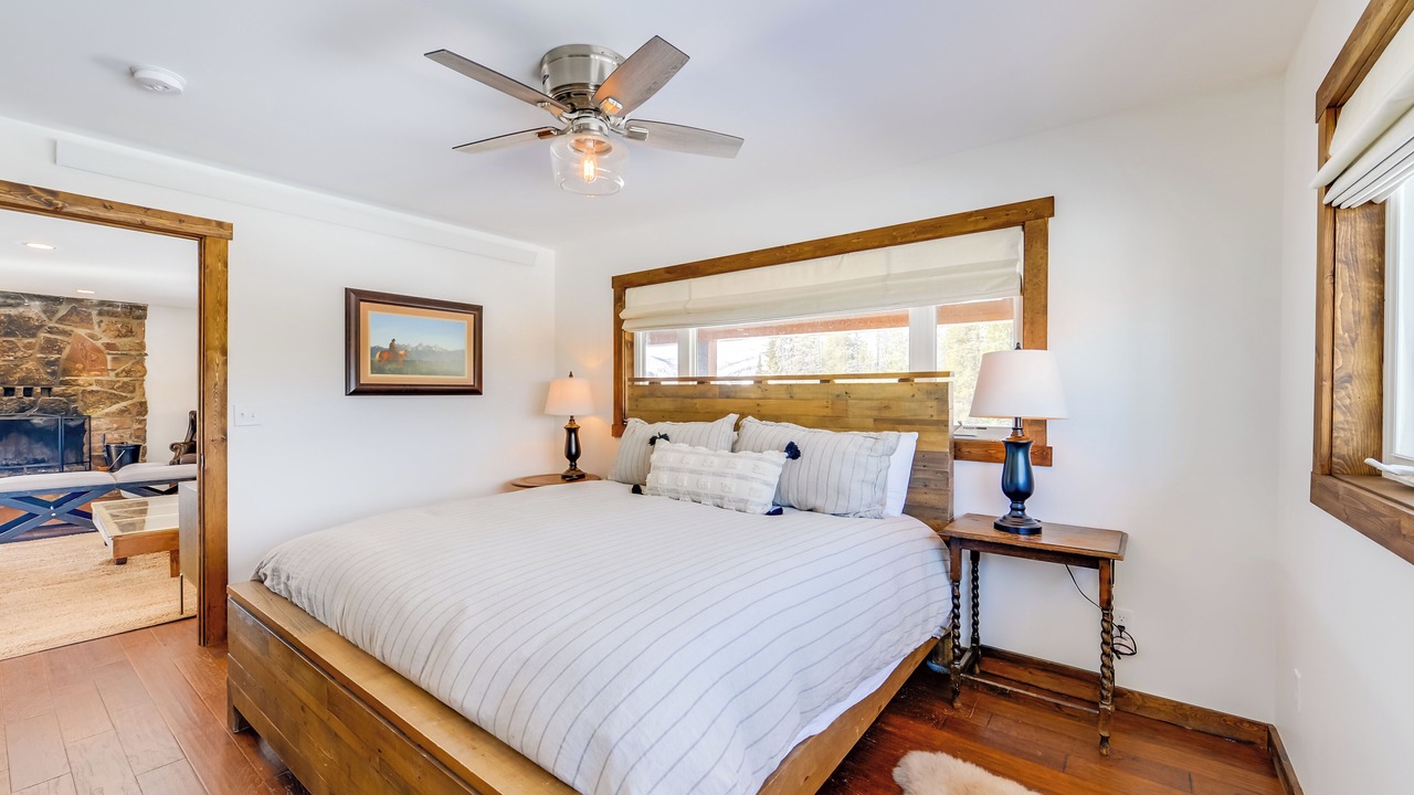 Photo of Bedroom in Game Creek