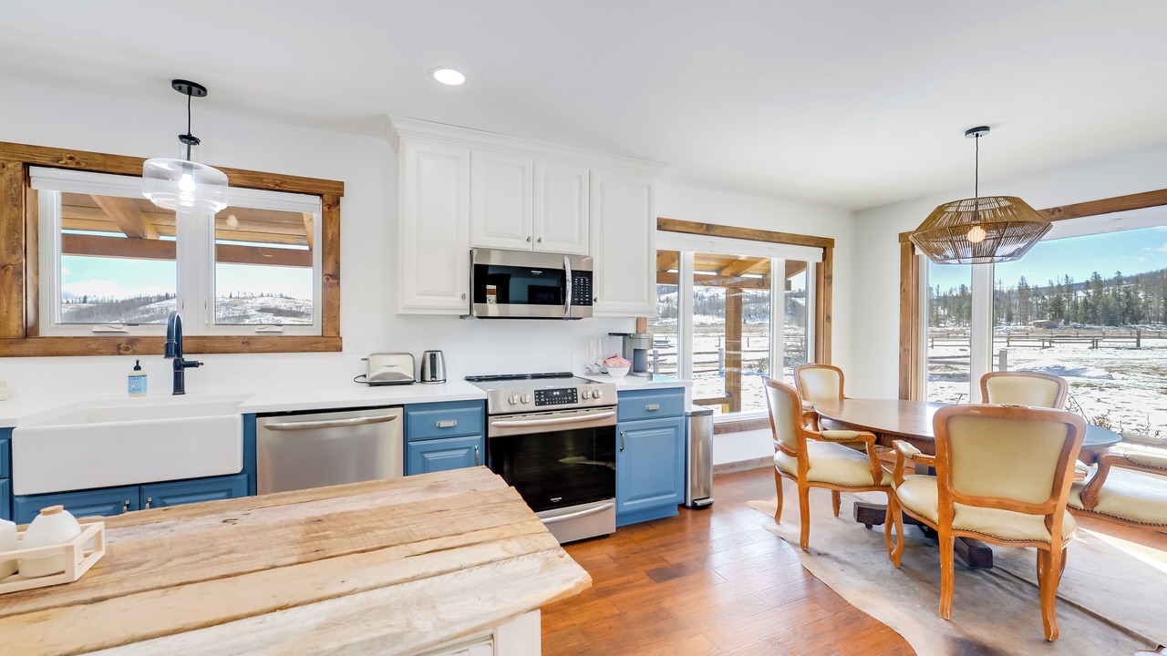 Photo of Kitchen in Game Creek