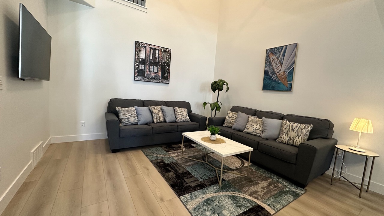 Photo of Livingroom in Lehi