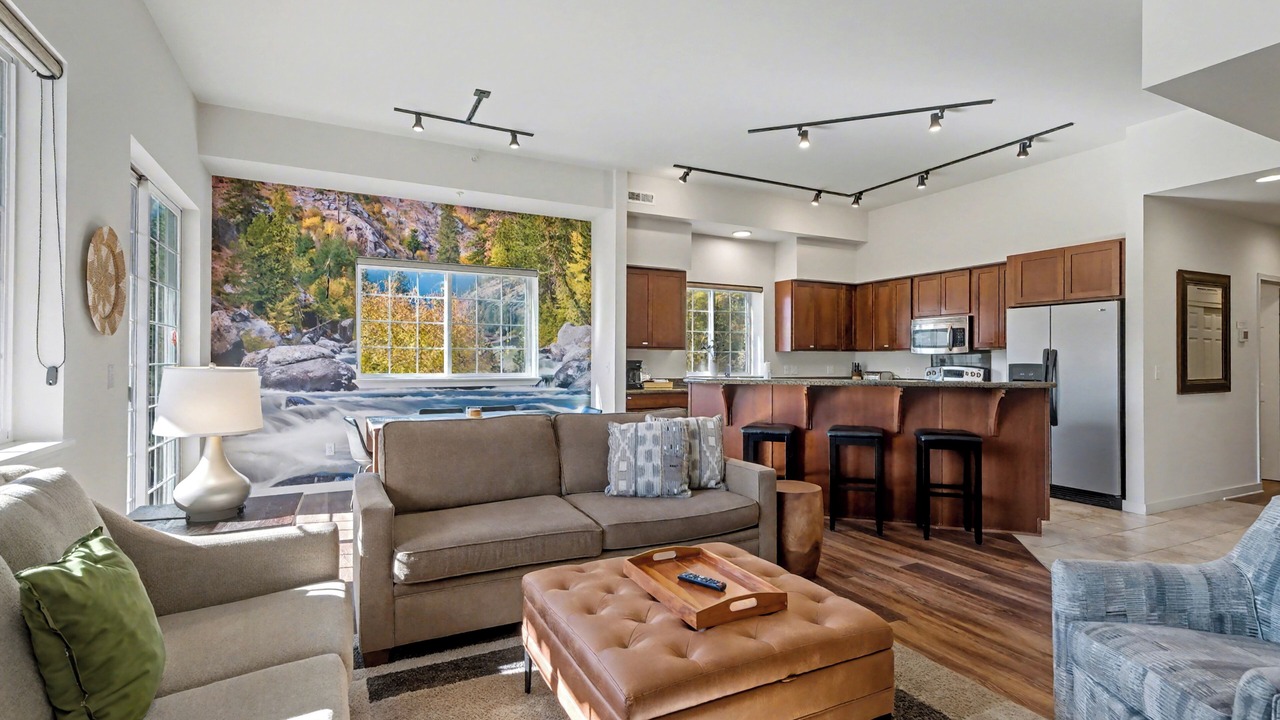 Photo of Livingroom in Downtown Leavenworth