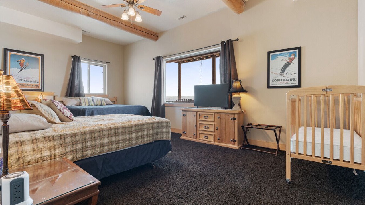 Photo of Bedroom in Harbor Village