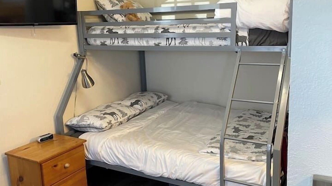 Photo of Bedroom in Burns
