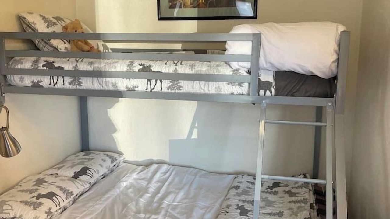 Photo of Bedroom in Burns