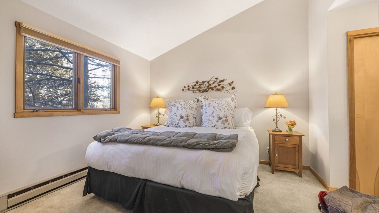 Photo of Bedroom in Moose Wilson Road