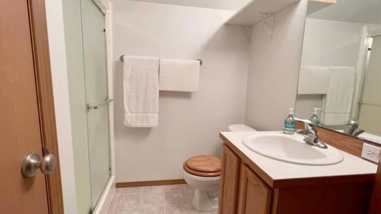 Photo of Bathroom in Hoodsport
