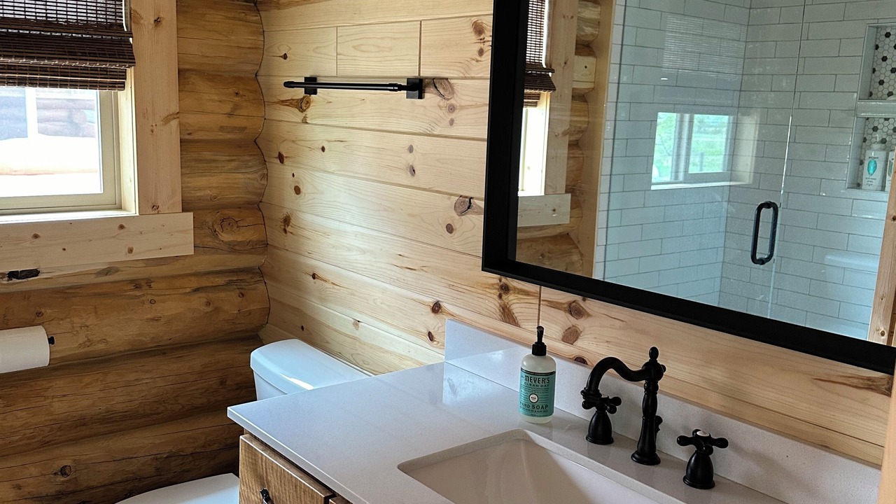 Photo of Bathroom in Livingston