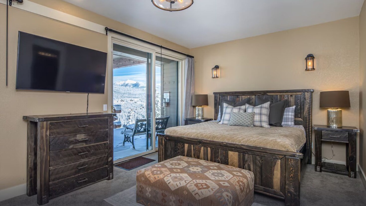 Photo of Bedroom in Saddle Ridge