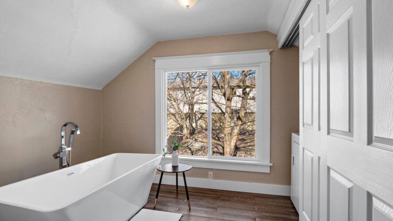 Photo of Bathroom in South Perry District