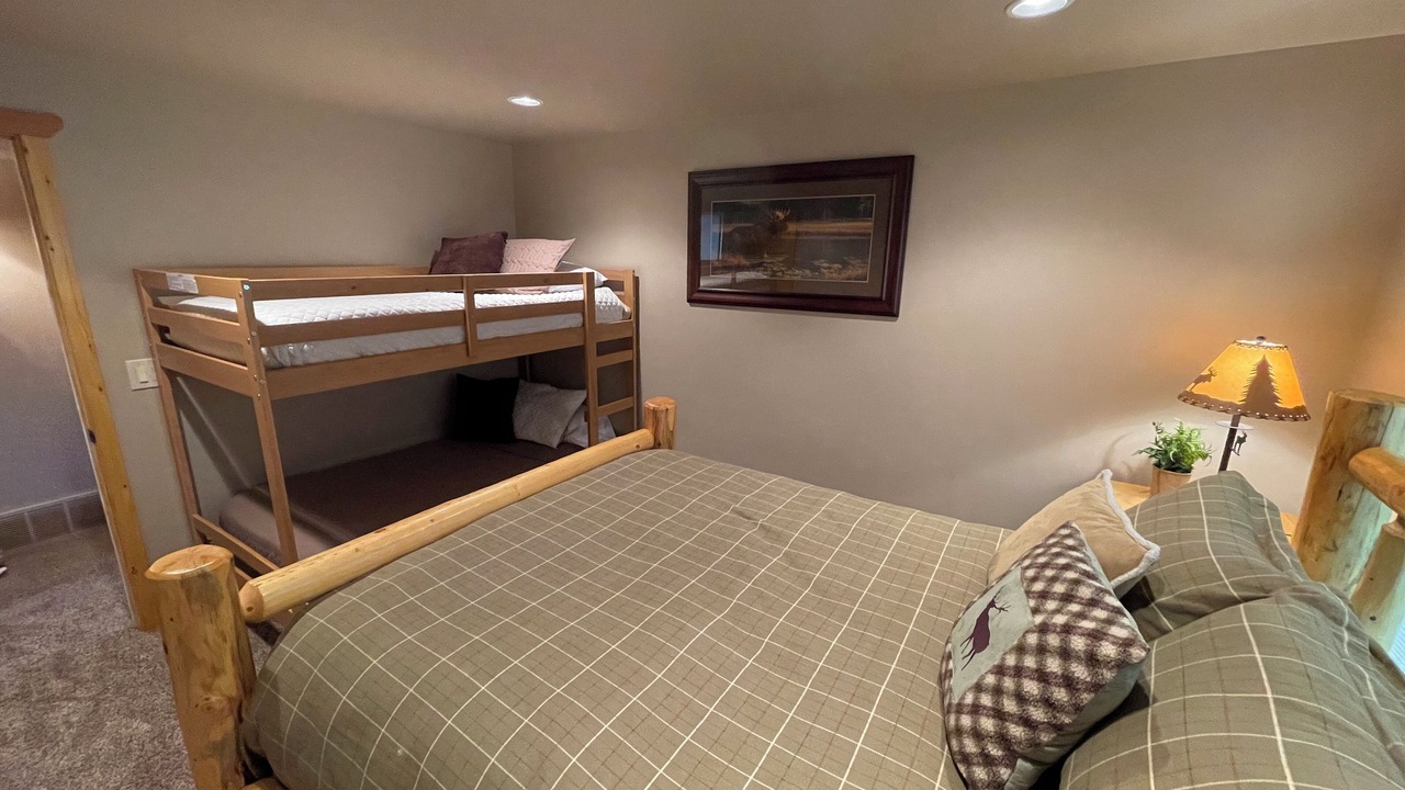 Photo of Bedroom in Harbor Village