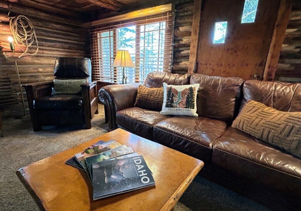 Photo of Bedroom in Island Park