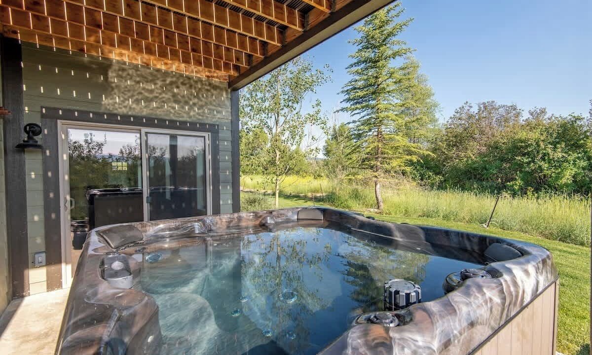 Photo of Outdoor in Victor
