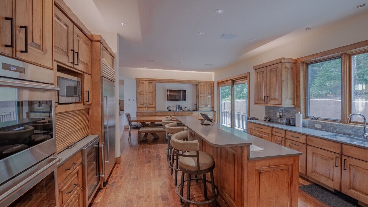 Photo of Kitchen in Game Creek