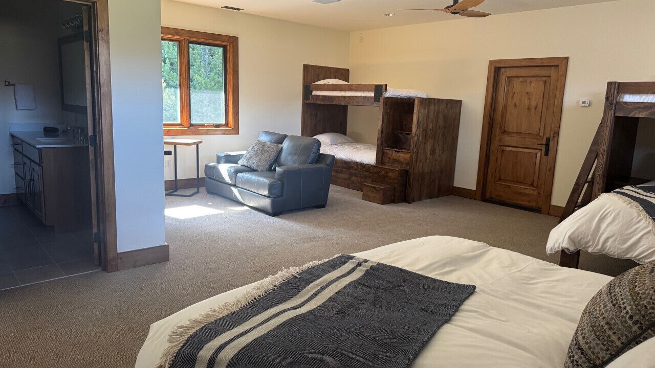 Photo of Bedroom in Game Creek