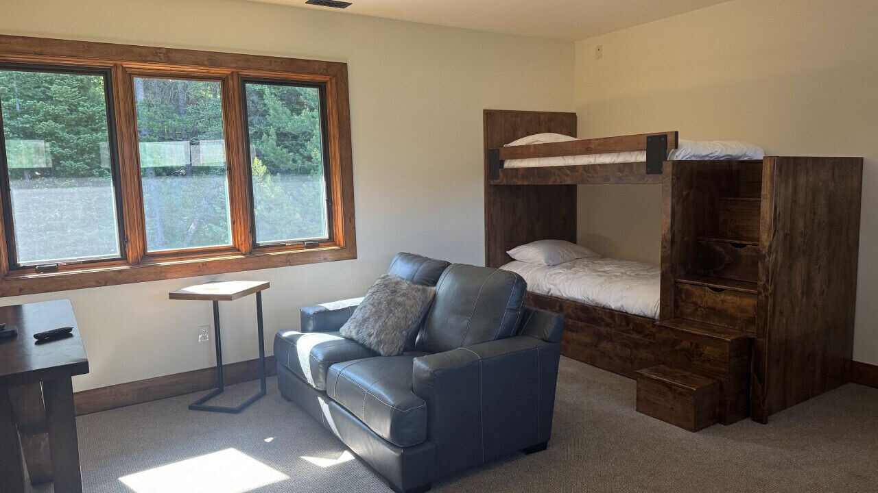 Photo of Bedroom in Game Creek