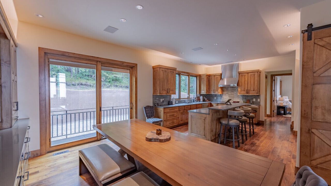Photo of Kitchen in Game Creek