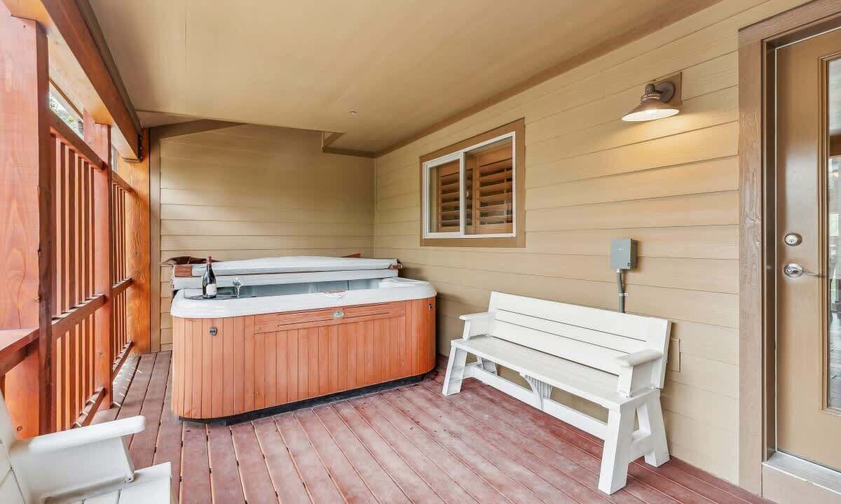 Photo of Patio Balcony in Bear Hollow Village