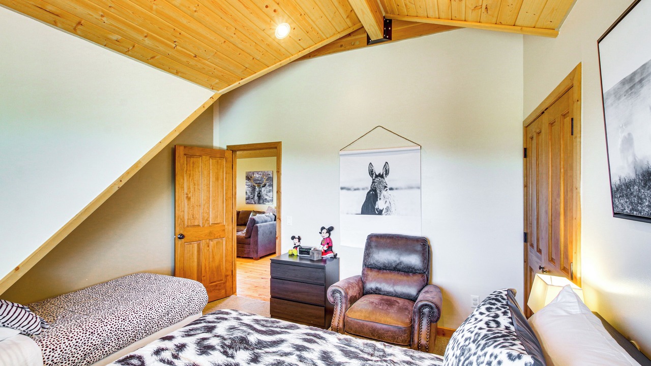 Photo of Bedroom in Sweetwater
