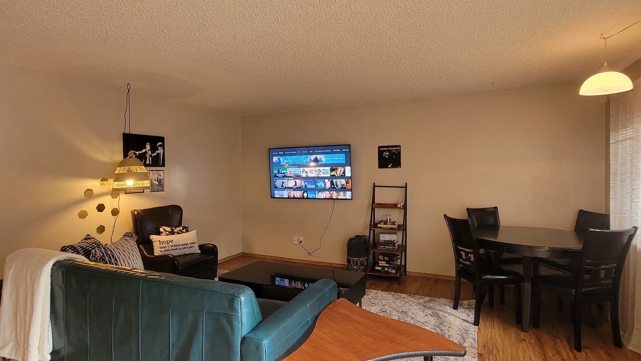 Photo of Livingroom in Hough