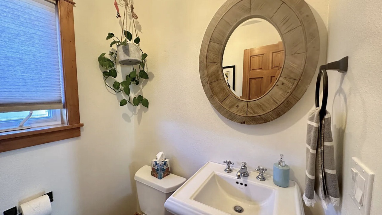 Photo of Bathroom in Mosier