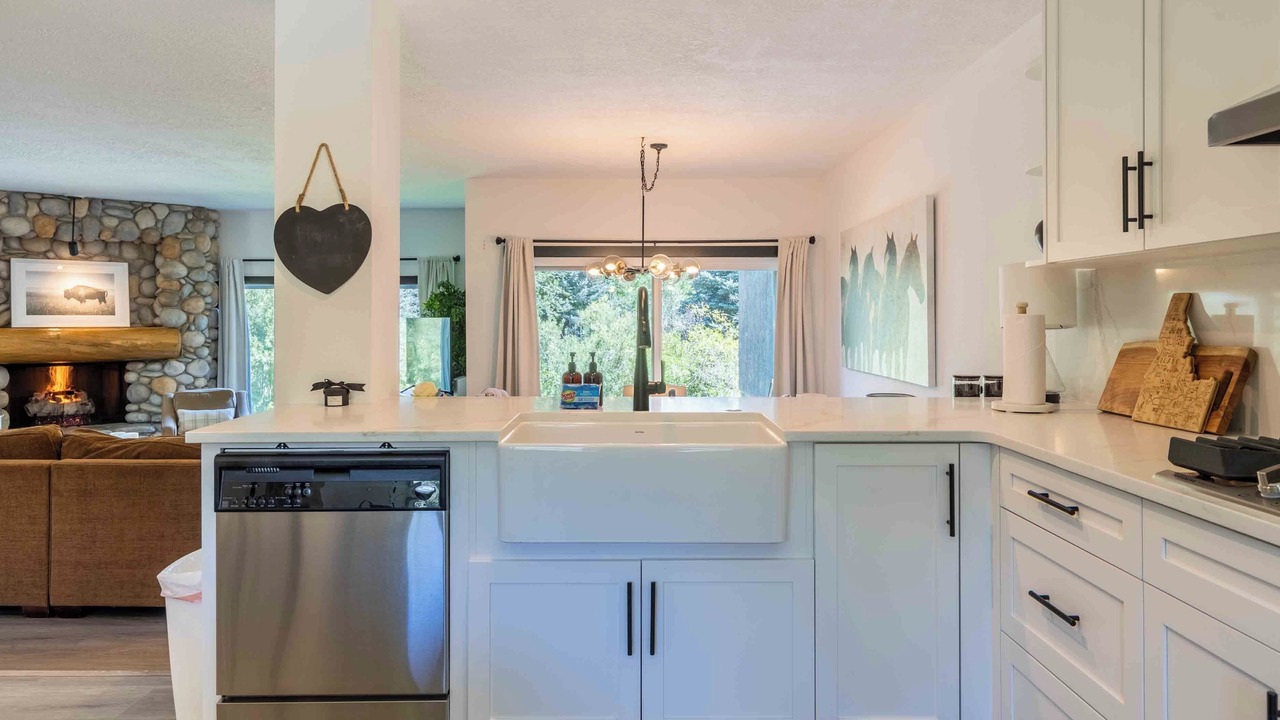 Photo of Kitchen in Elkhorn Village