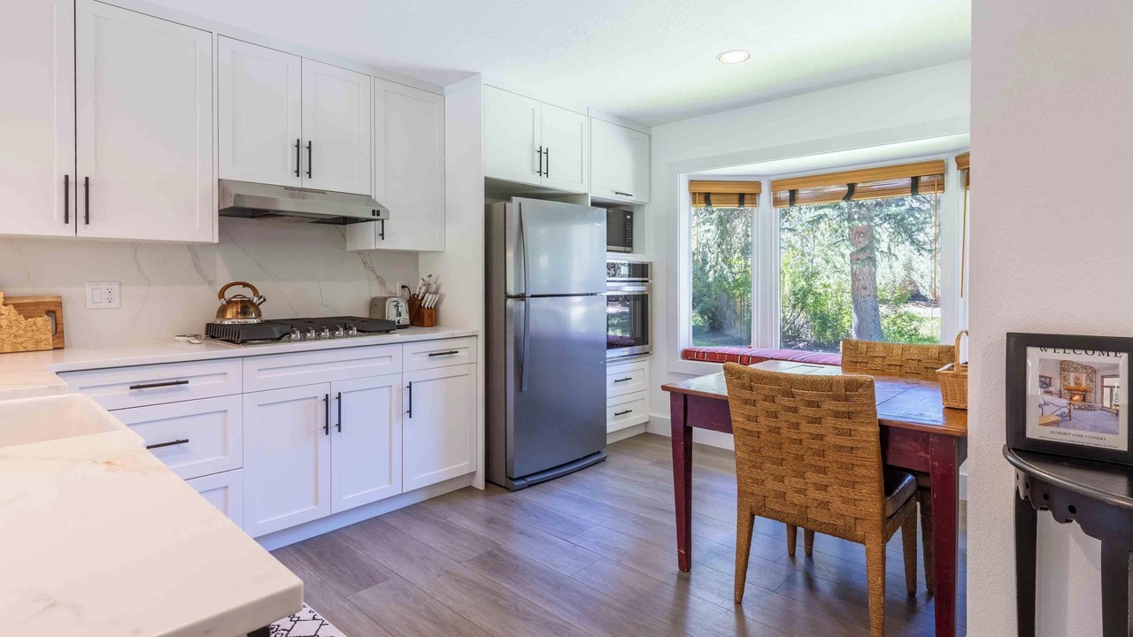 Photo of Kitchen in Elkhorn Village