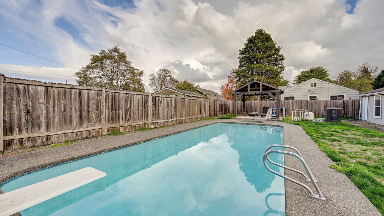 Photo of Outdoor in South Tacoma