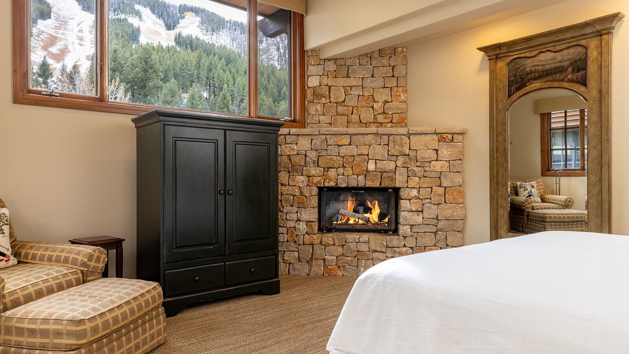 Photo of Bedroom in Warm Springs