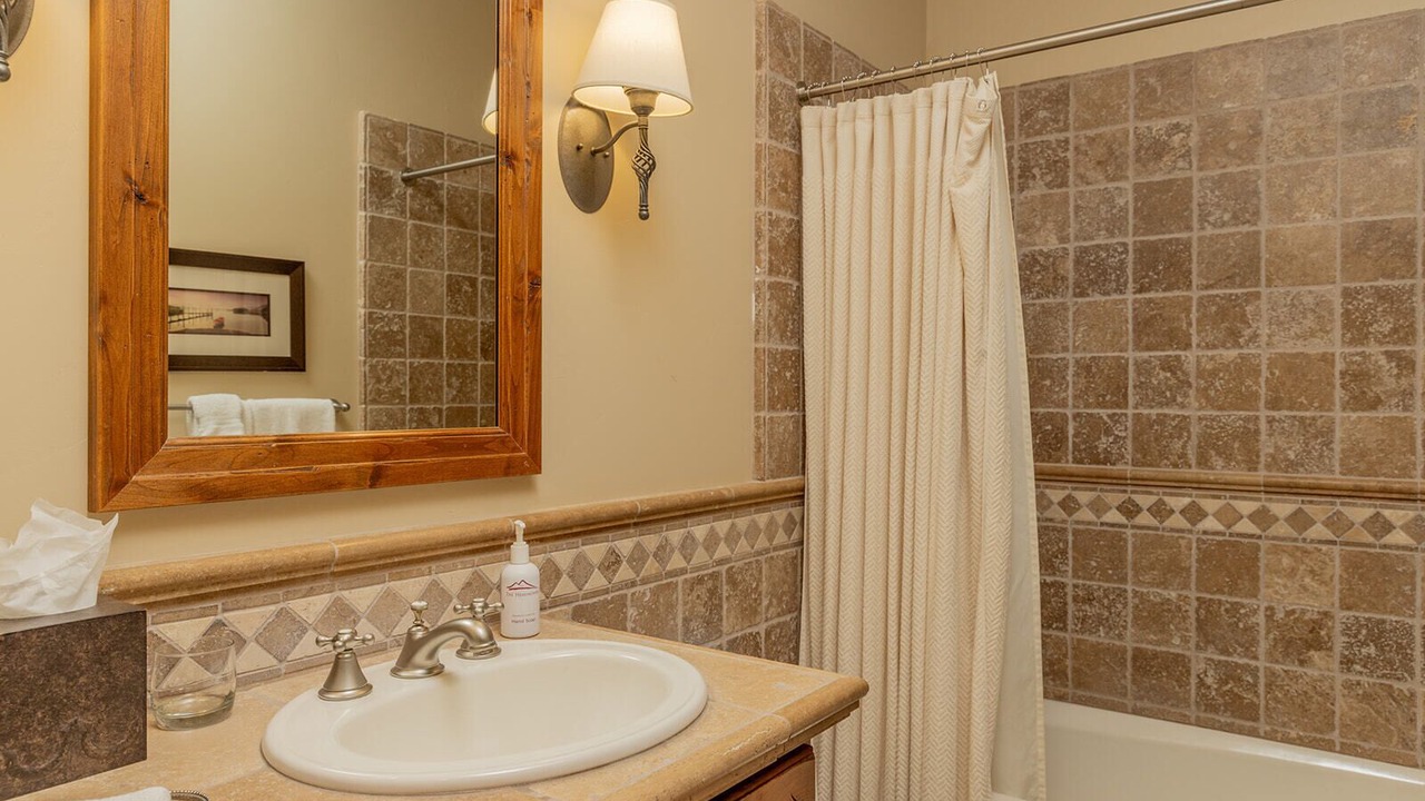 Photo of Bathroom in Warm Springs