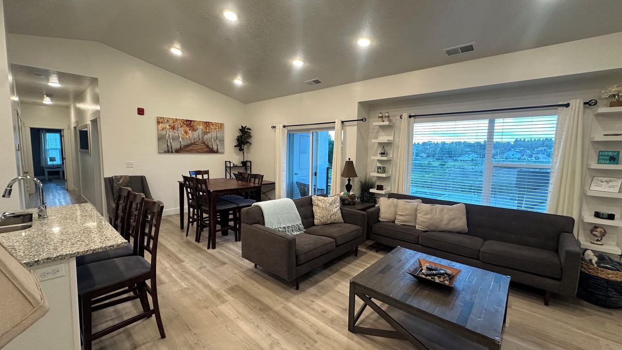 Photo of Livingroom in River Heights